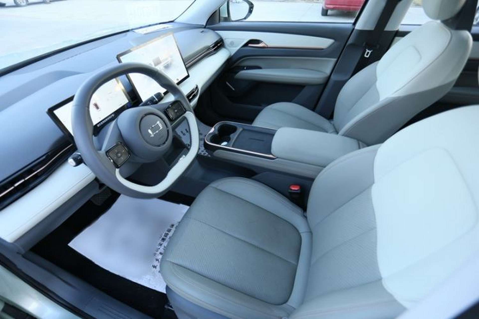 Used Bestune Yueyi 03 2025 565km Premium Edition Interior 3