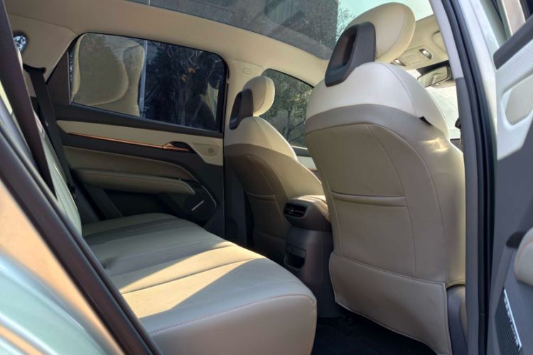 Used Bestune Yueyi 03 2025 565km Premium Edition Interior 5