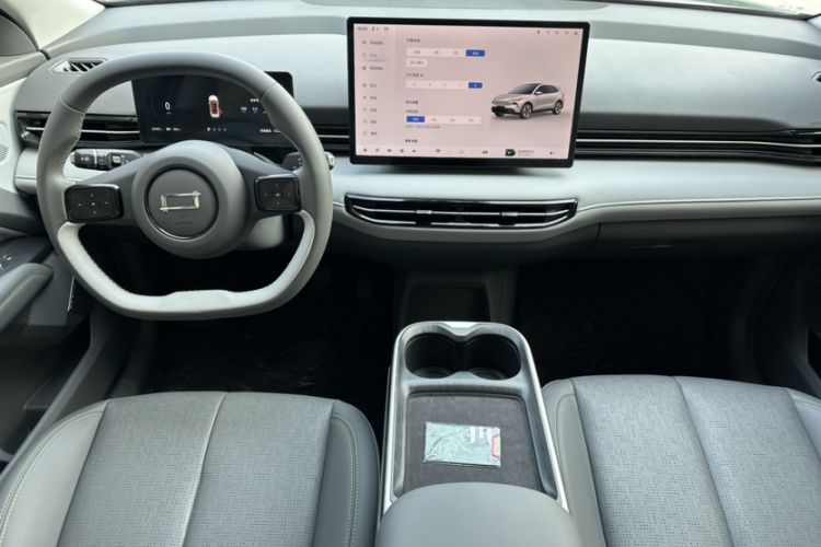 Used Bestune Yueyi 03 2025 565km Comfort Edition Interior 6