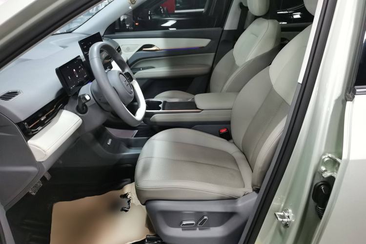 Used Bestune Yueyi 03 2025 565km Premium Edition Left Front Seat