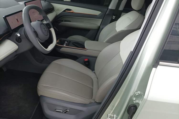 Used Bestune Yueyi 03 2025 565km Premium Edition Left Front Seat