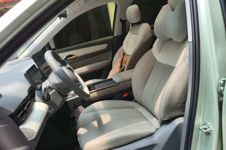 Used Bestune Yueyi 03 2025 565km Enjoy Edition Left Front Seat