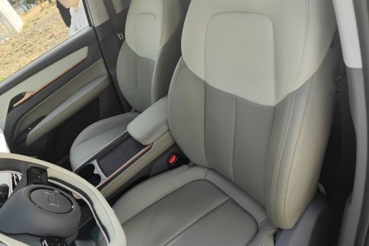 Used Bestune Yueyi 03 2025 445km Joyful Edition Left Front Seat