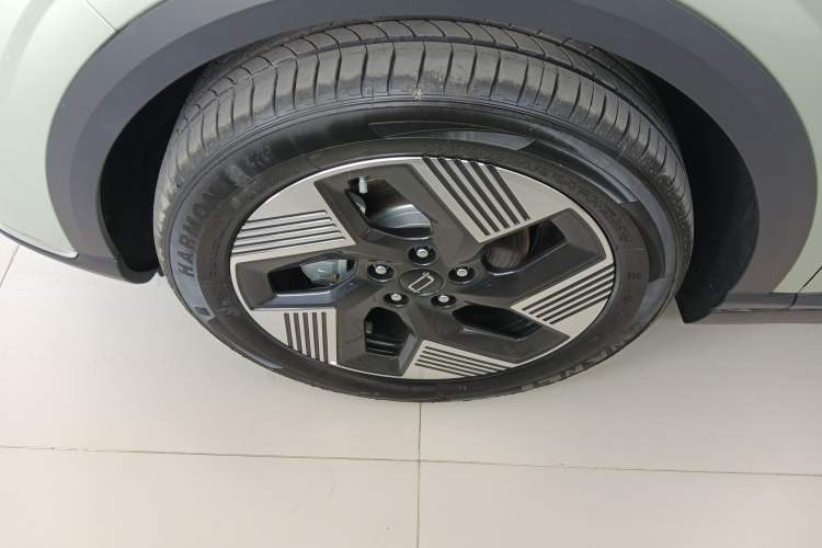 Used Bestune Yueyi 03 2025 565km Premium Edition Left Front Wheel Hub
