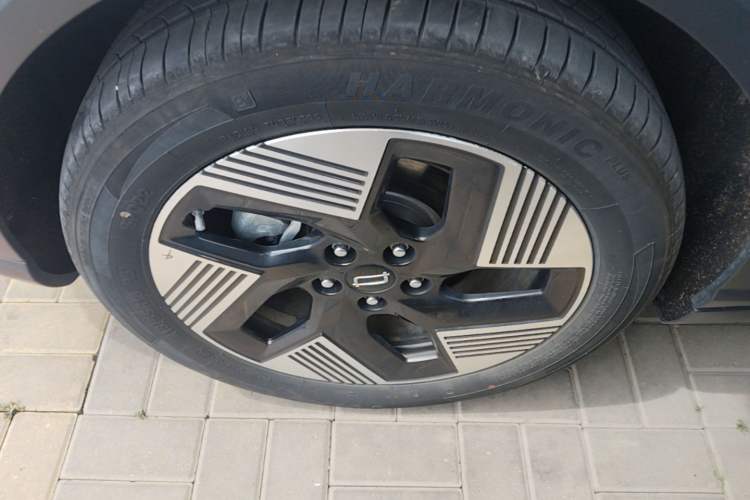 Used Bestune Yueyi 03 2025 565km Premium Edition Left Front Wheel Hub