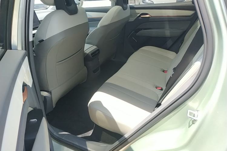 Used Bestune Yueyi 03 2025 565km Comfort Edition Left Rear Seat