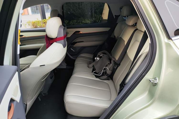 Used Bestune Yueyi 03 2025 565km Enjoy Edition Left Rear Seat