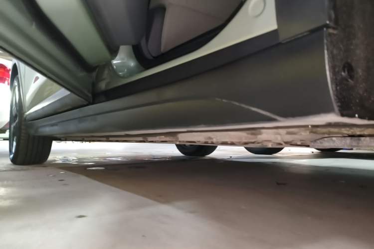 Used Bestune Yueyi 03 2025 565km Premium Edition Left Side Sill