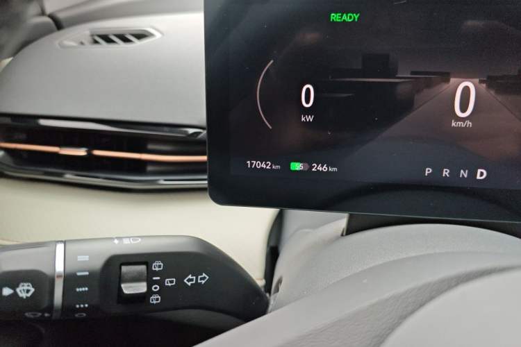 Used Bestune Yueyi 03 2025 445km Joyful Edition Odometer Close Up