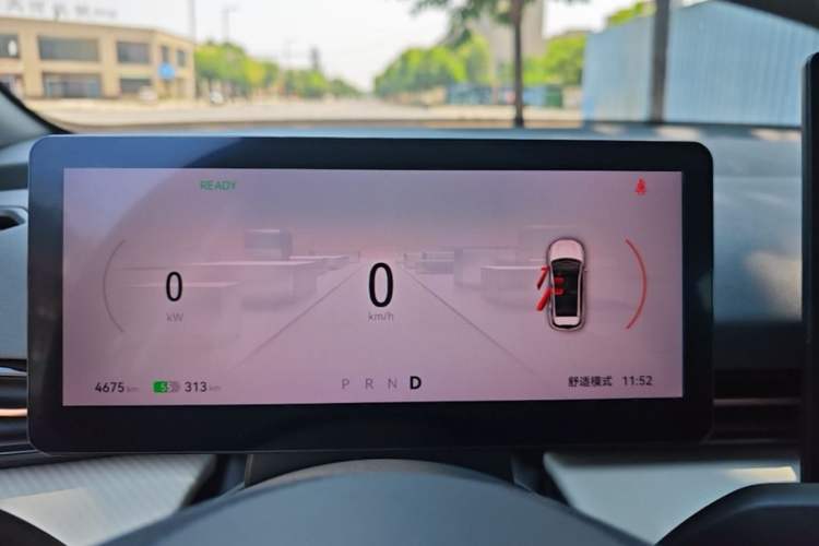 Used Bestune Yueyi 03 2025 565km Enjoy Edition Odometer Close Up