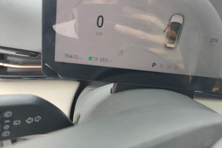 Used Bestune Yueyi 03 2025 565km Premium Edition Odometer Close Up