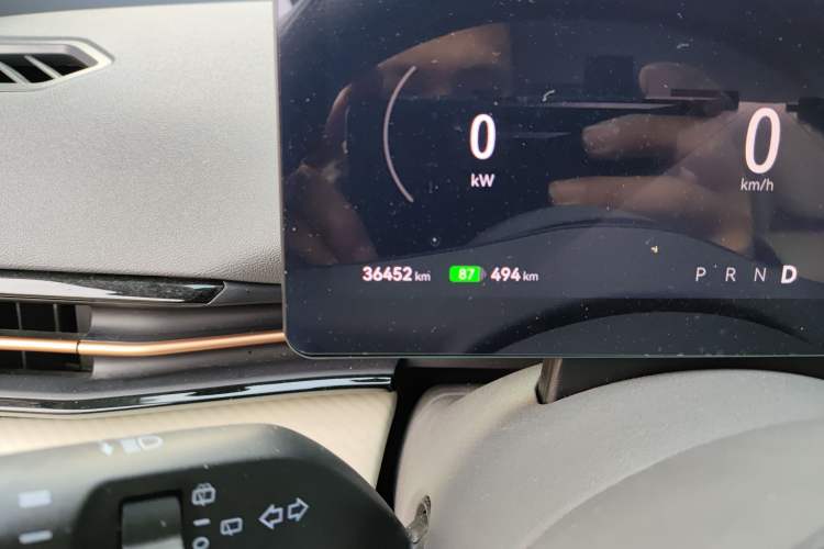 Used Bestune Yueyi 03 2025 565km Enjoy Edition Odometer Close Up
