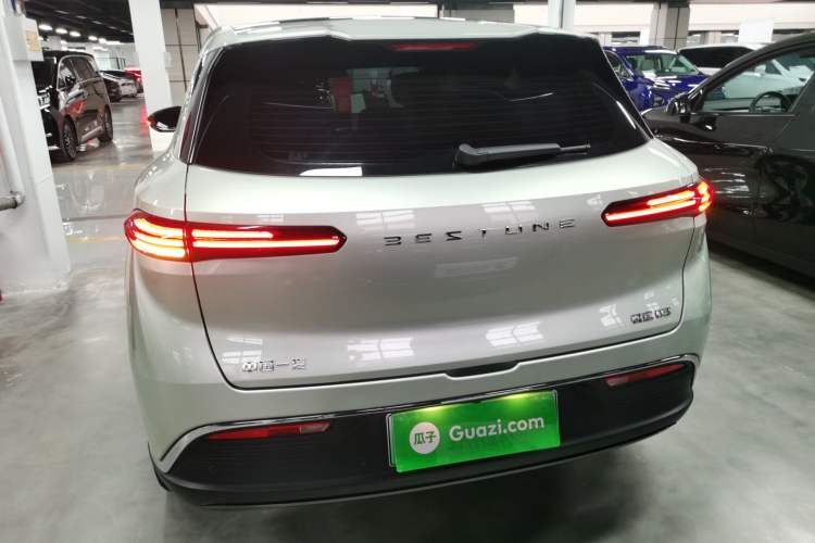Used Bestune Yueyi 03 2025 565km Premium Edition Rear