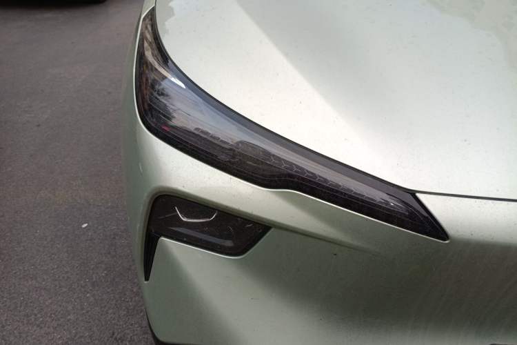 Used Bestune Yueyi 03 2025 565km Comfort Edition Right Front Headlight