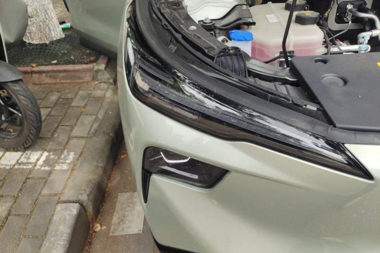 Used Bestune Yueyi 03 2025 445km Joyful Edition Right Front Headlight