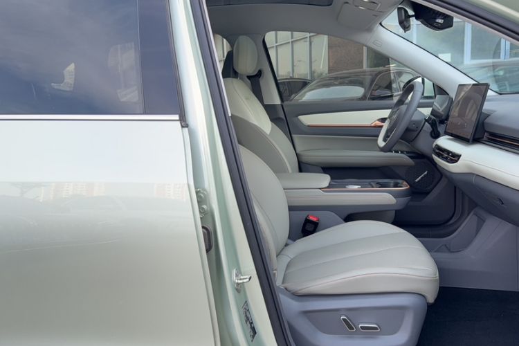 Used Bestune Yueyi 03 2025 565km Comfort Edition Right Front Seat