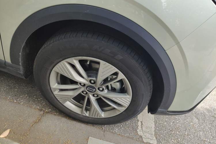 Used Bestune Yueyi 03 2025 445km Joyful Edition Right Front Wheel Hub
