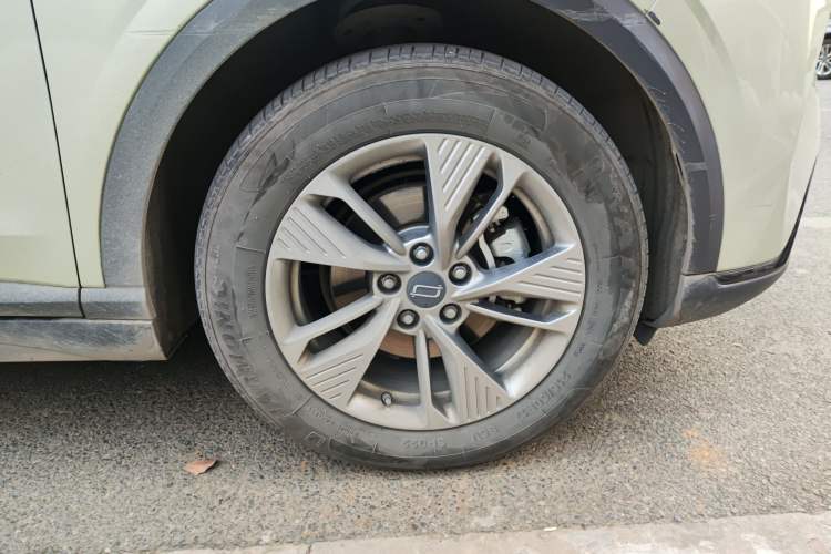 Used Bestune Yueyi 03 2025 565km Enjoy Edition Right Front Wheel Hub