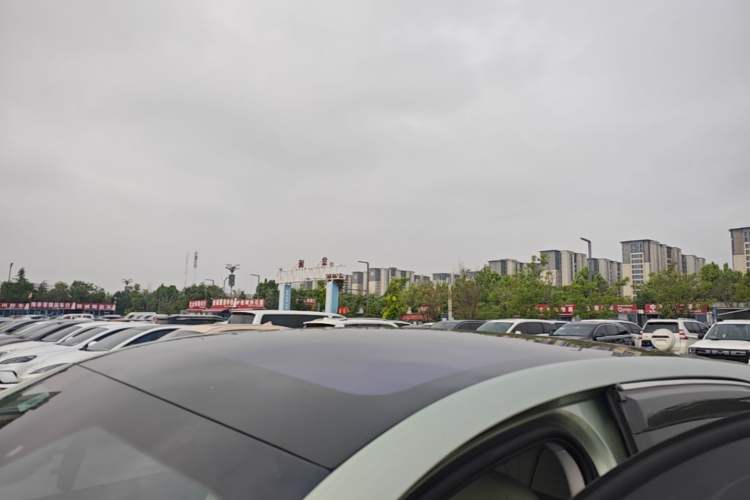 Used Bestune Yueyi 03 2025 445km Joyful Edition Roof