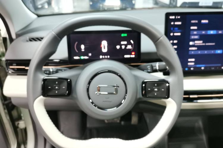 Used Bestune Yueyi 03 2025 565km Premium Edition Steering Wheel