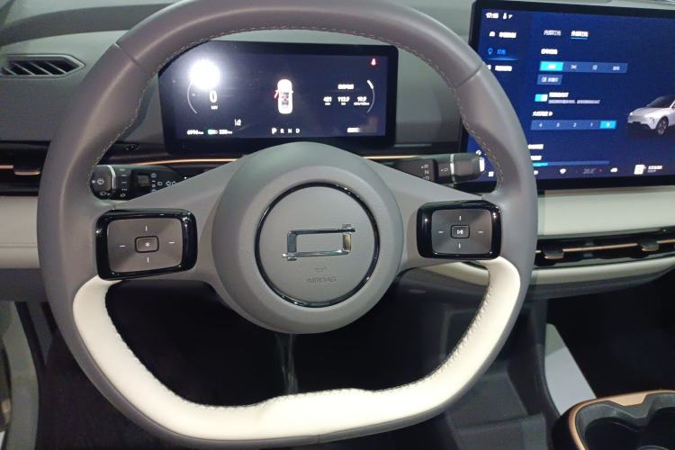Used Bestune Yueyi 03 2025 565km Premium Edition Steering Wheel