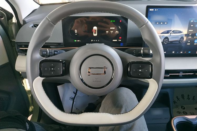 Used Bestune Yueyi 03 2025 565km Premium Edition Steering Wheel