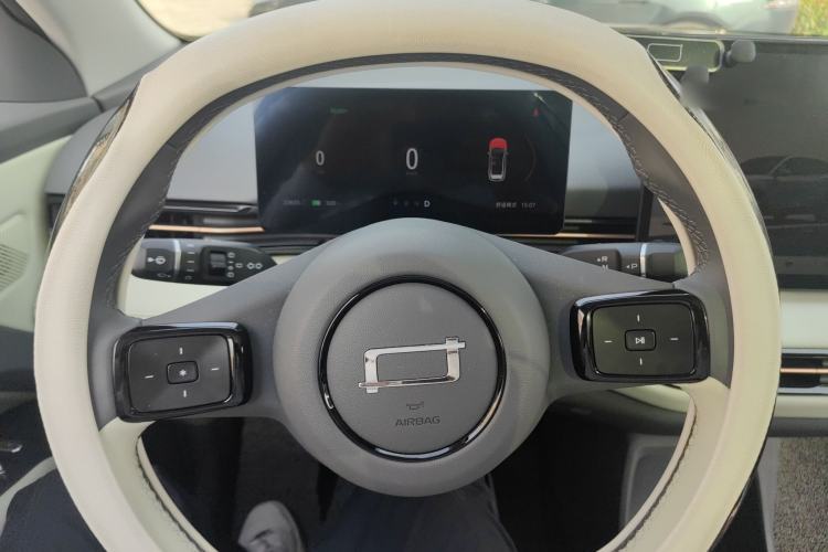 Used Bestune Yueyi 03 2025 445km Joyful Edition Steering Wheel