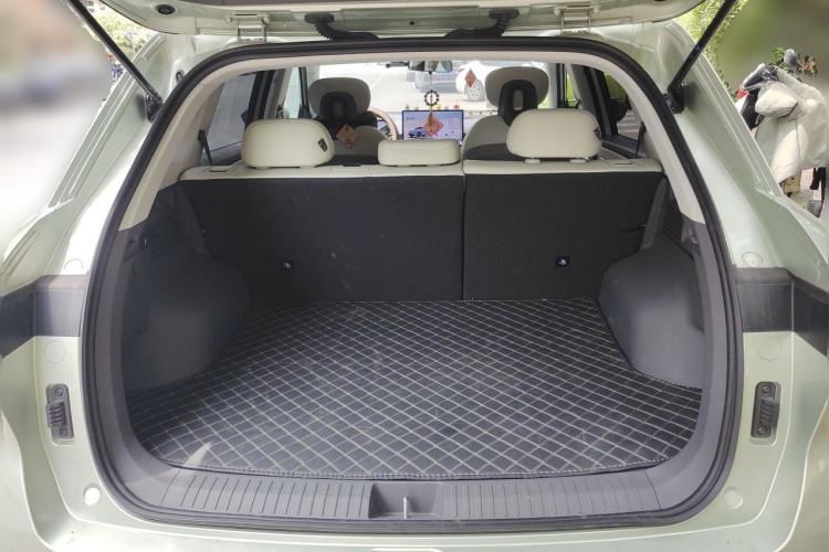 Used Bestune Yueyi 03 2025 445km Joyful Edition Trunk