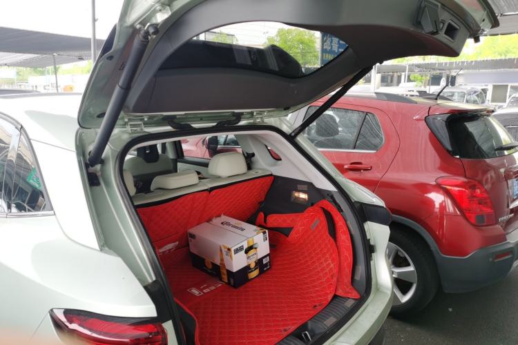 Used Bestune Yueyi 03 2025 565km Premium Edition Trunk