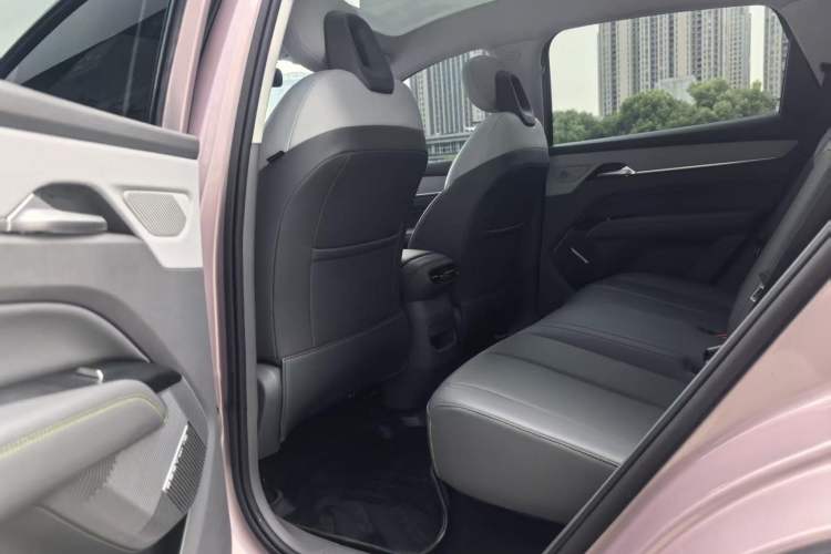 Used Bestune Yueyi 03 2025 565km Enjoy Edition Interior 2