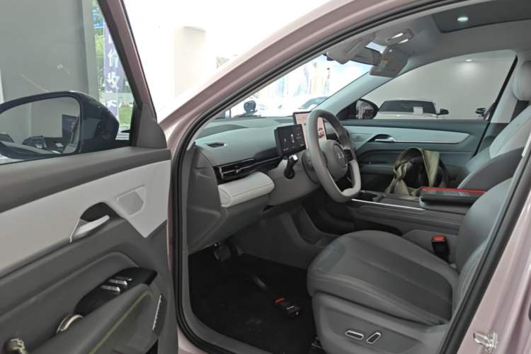 Used Bestune Yueyi 03 2025 445km Joyful Edition Left Front Seat