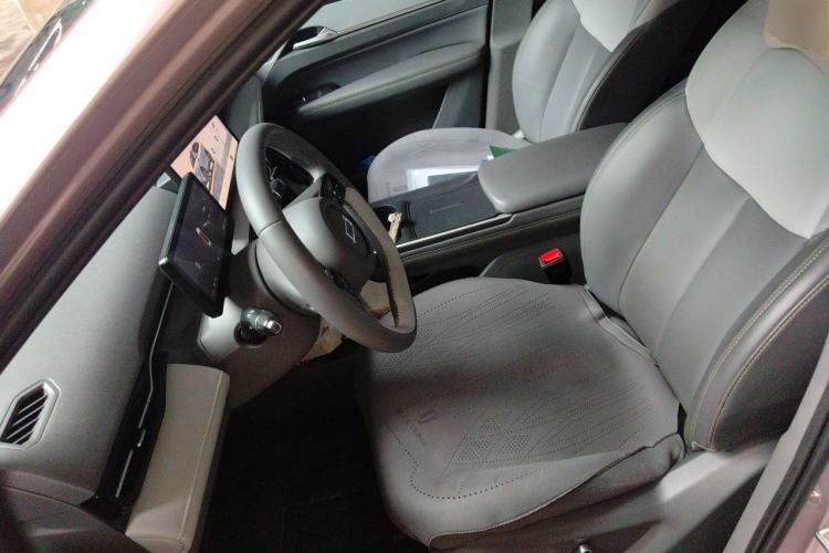 Used Bestune Yueyi 03 2025 445km Joyful Edition Left Front Seat