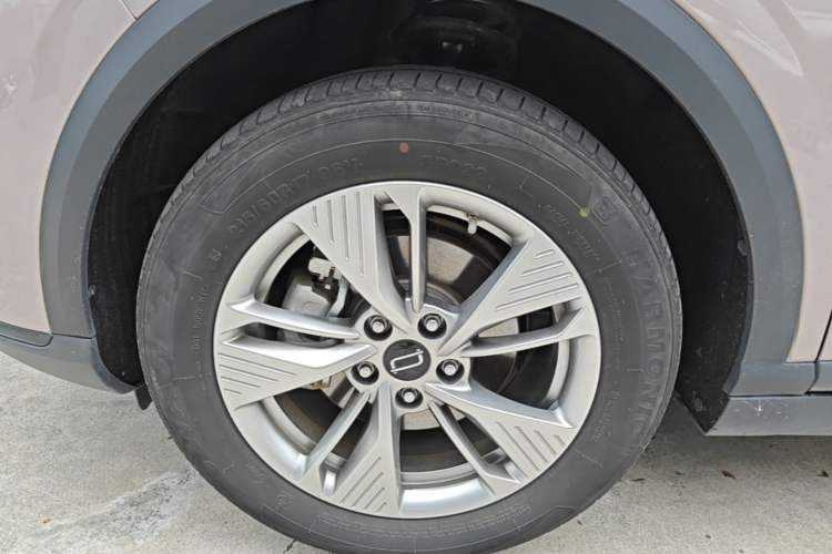 Used Bestune Yueyi 03 2025 445km Joyful Edition Left Front Wheel Hub