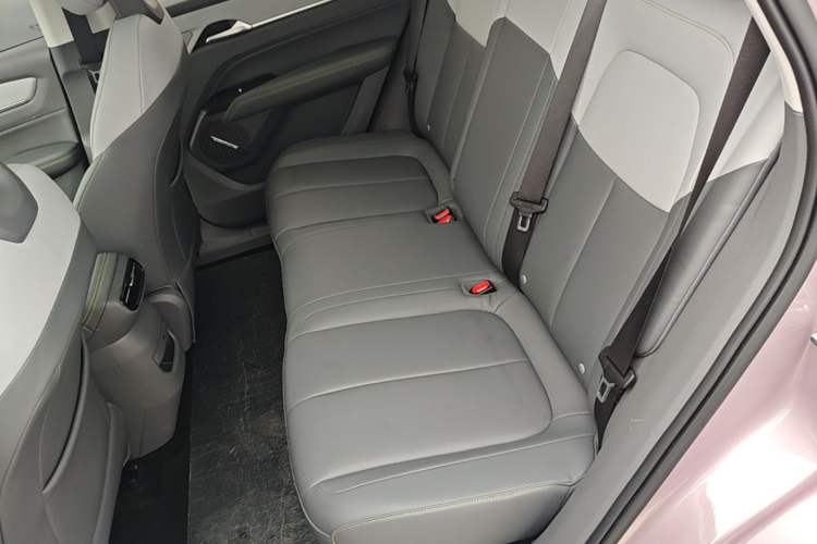 Used Bestune Yueyi 03 2025 445km Joyful Edition Left Rear Seat