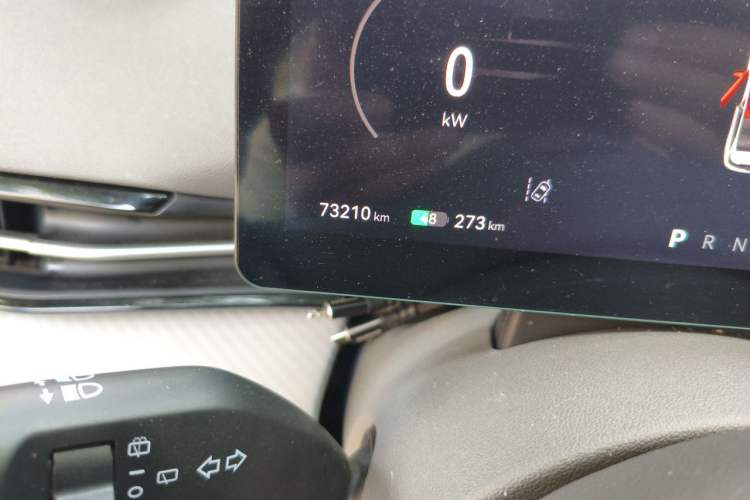 Used Bestune Yueyi 03 2025 565km Premium Edition Odometer Close Up