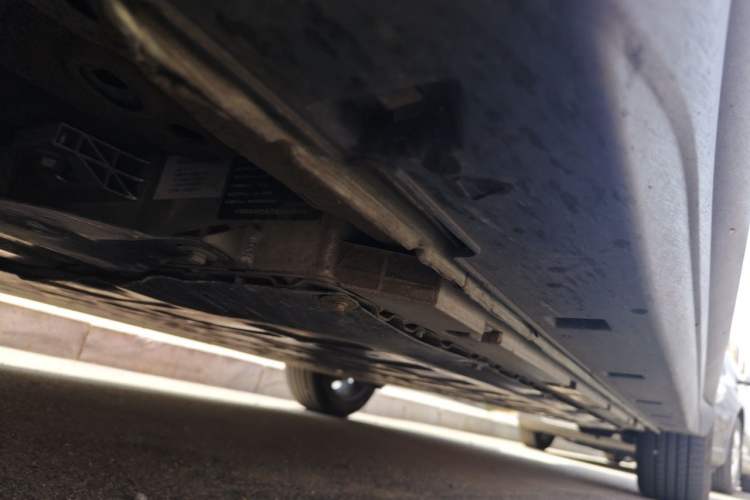 Used Bestune Yueyi 03 2025 565km Premium Edition Chassis Front Left