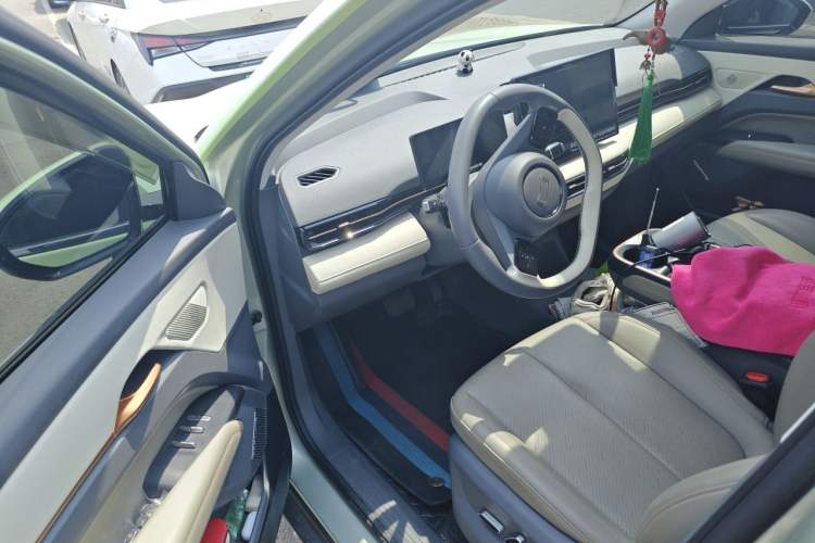 Used Bestune Yueyi 03 2025 565km Premium Edition Driver Seat