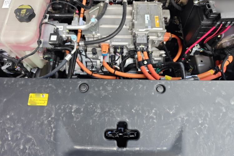 Used Bestune Yueyi 03 2025 565km Premium Edition Engine Bay