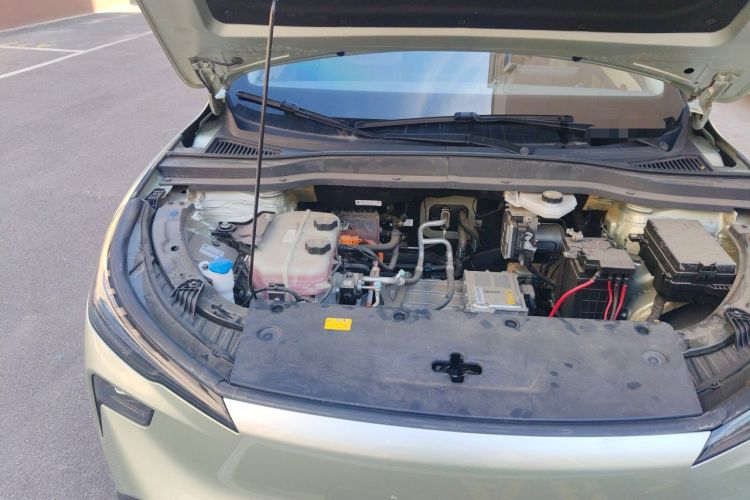 Used Bestune Yueyi 03 2025 565km Premium Edition Engine Bay Right