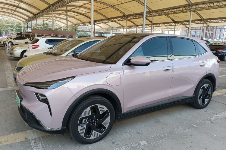 Used Bestune Yueyi 03 2025 565km Premium Edition Exterior 3