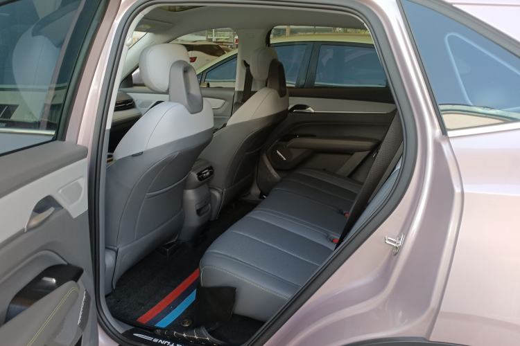 Used Bestune Yueyi 03 2025 565km Premium Edition Interior 4