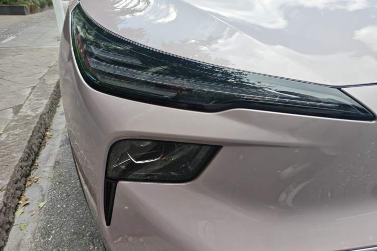 Used Bestune Yueyi 03 2025 565km Premium Edition Right Front Headlight