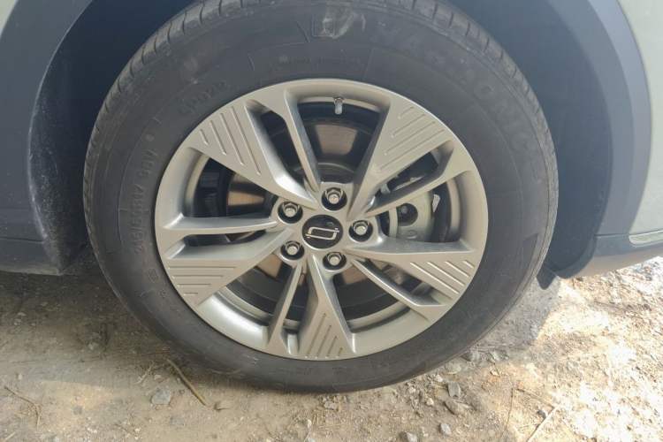 Used Bestune Yueyi 03 2025 445km Quality Selection Edition Right Front Wheel Hub