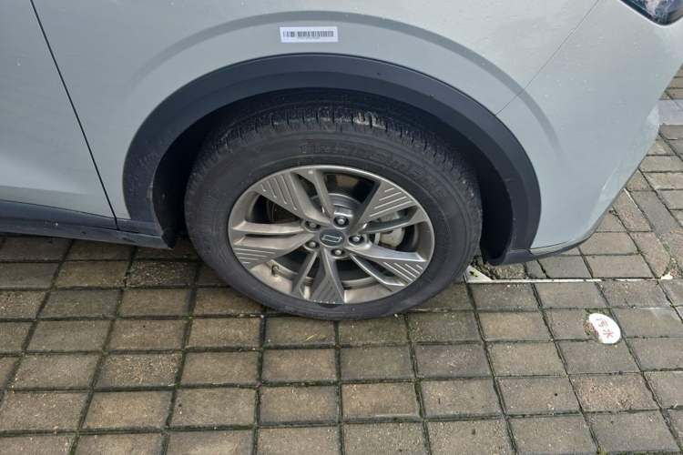 Used Bestune Yueyi 03 2025 445km Joyful Edition Right Front Wheel Hub