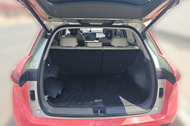 Used Bestune Yueyi 03 2025 565km Premium Edition Trunk