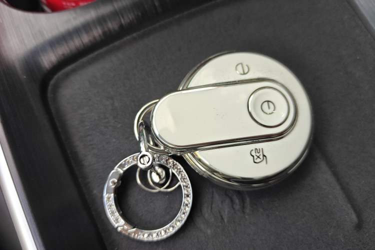 Used Bestune Yueyi 03 2025 565km Premium Edition Vehicle Key