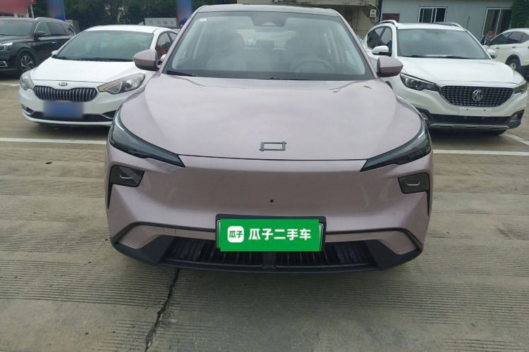 Used Bestune Yueyi 03 2025 565km Premium Edition Front