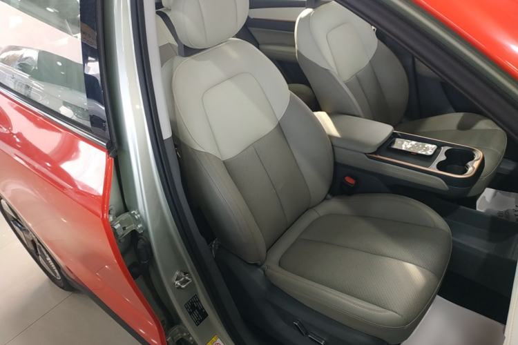 Used Bestune Yueyi 03 2025 565km Premium Edition Right Front Seat