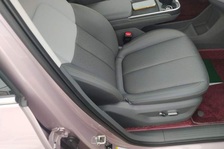 Used Bestune Yueyi 03 2025 565km Premium Edition Right Front Seat