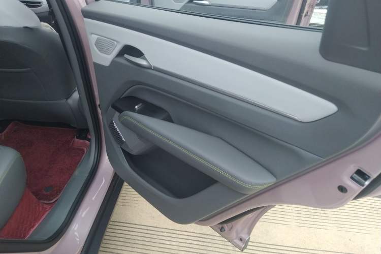 Used Bestune Yueyi 03 2025 565km Premium Edition Right Rear Door Interior